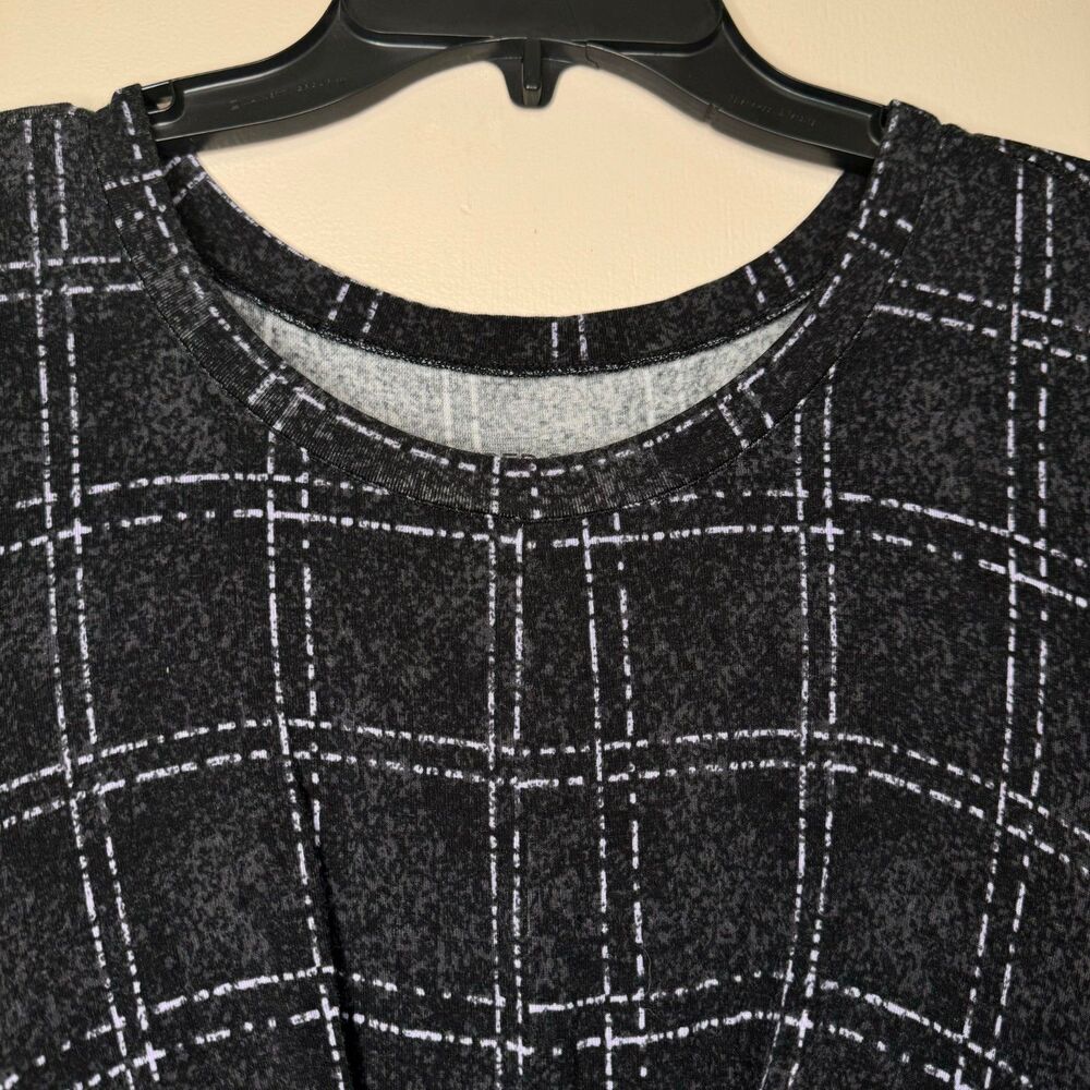 TORRID woman's plus size 2X super soft check knit… - image 4